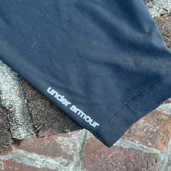 Under Armour Women's Black Bike Shorts size S - Picture 4 of 4